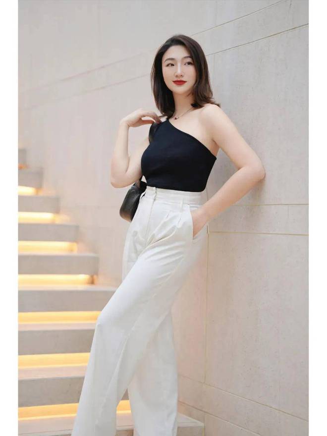 剪裁和面料选择提升穿衣格调AG真人时尚与品位如何通过(图14)