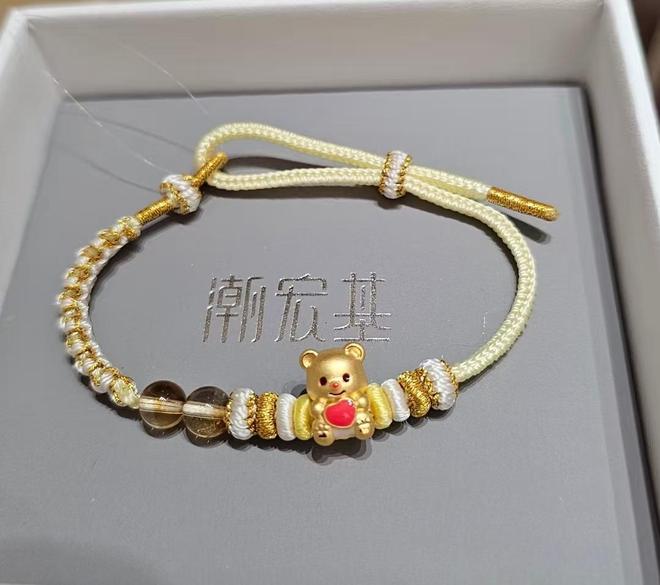 金捧火了“老铺黄金平替”AG真人国际网站1克黄