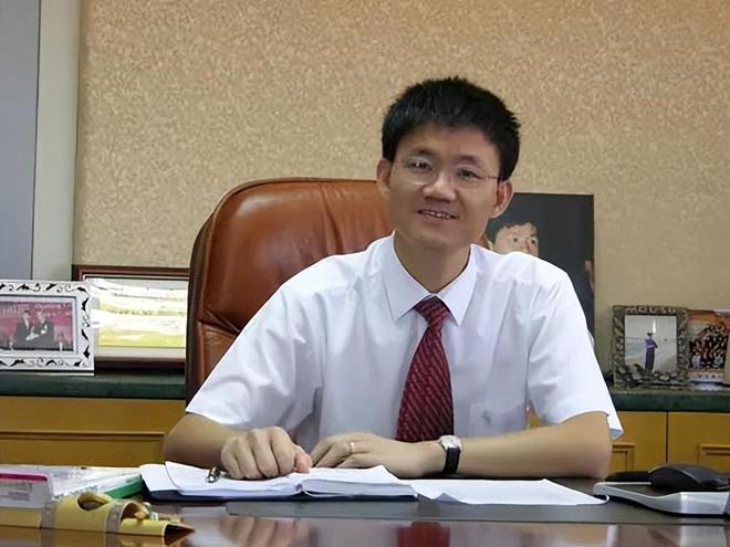 金捧火了“老铺黄金平替”AG真人国际网站1克黄(图3)